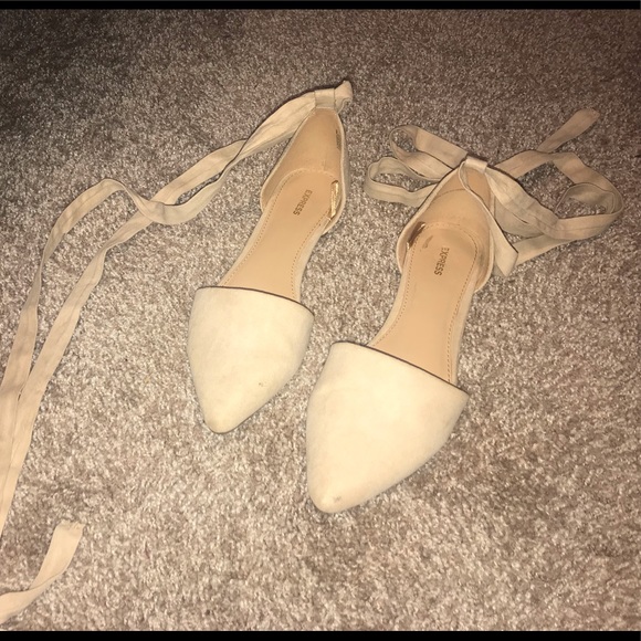 Beige/Nude flats - Picture 4 of 5